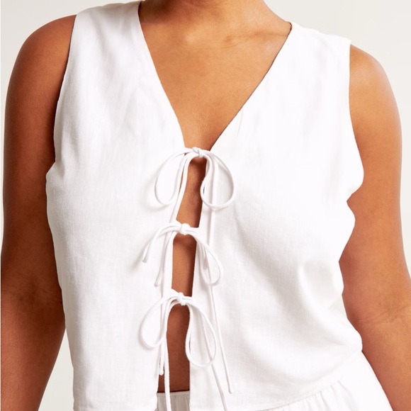 Abercrombie Linen Blend Tie Front Vest Top - Picture 2 of 7